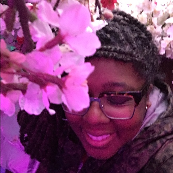 Meet your Posher, Ralanda - Picture 4 of 7